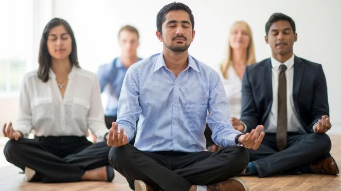 How Corporate Wellness Programs Reduce Workplace Pain