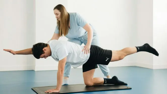 can physiotherapy reduce dependence on painkillers